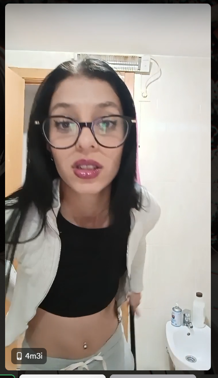 Captura de pantalla 2026-04-18 233353.png
